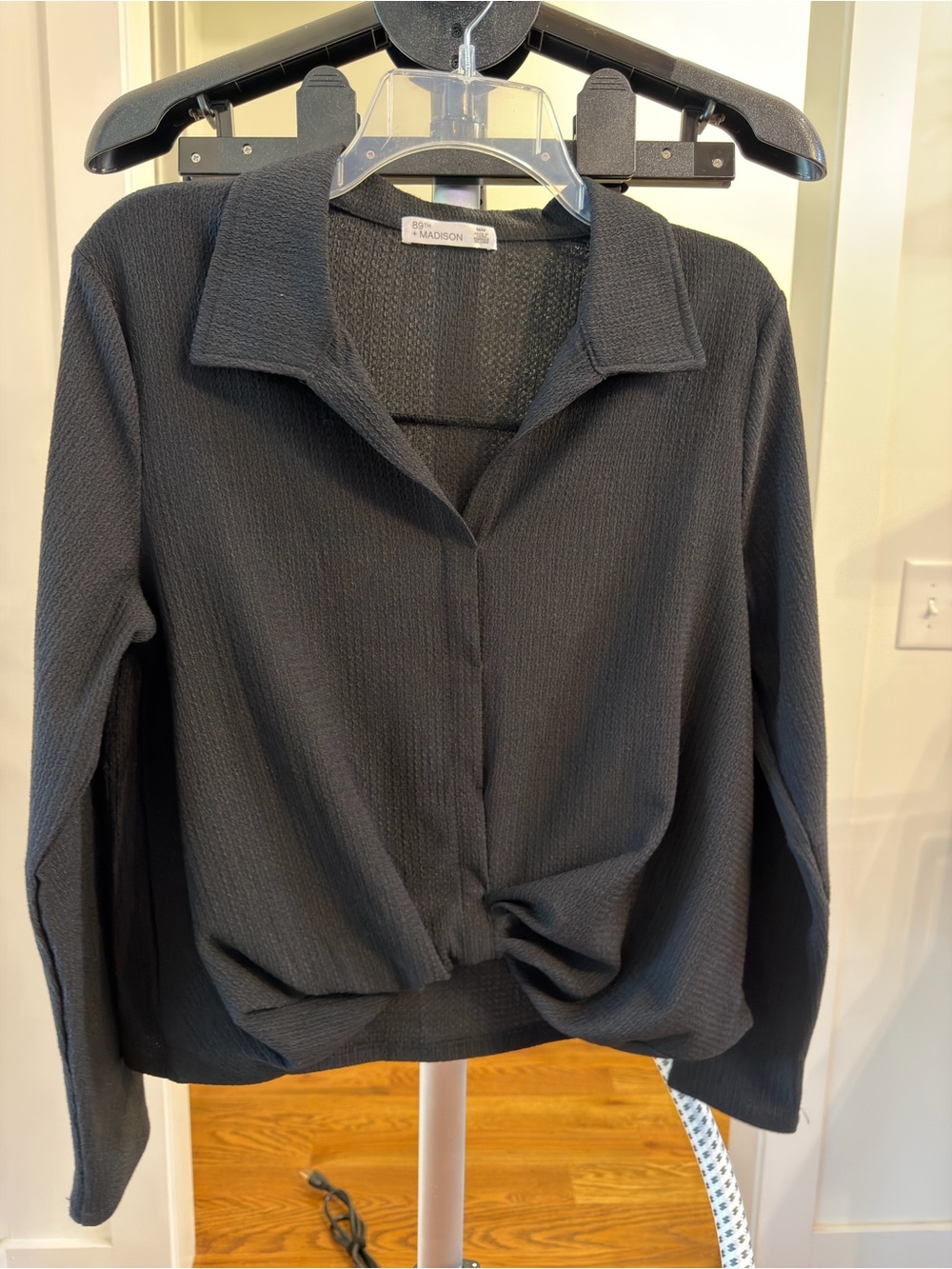 89th & Madison Black Twist-Front Blouse